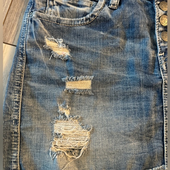 Women’s Silver Jeans Size 2 Denim Skirt - Picture 5 of 6